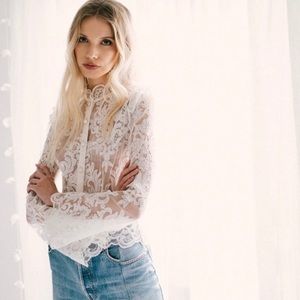 Stone Cold Fox Lace Blouse (size 1)